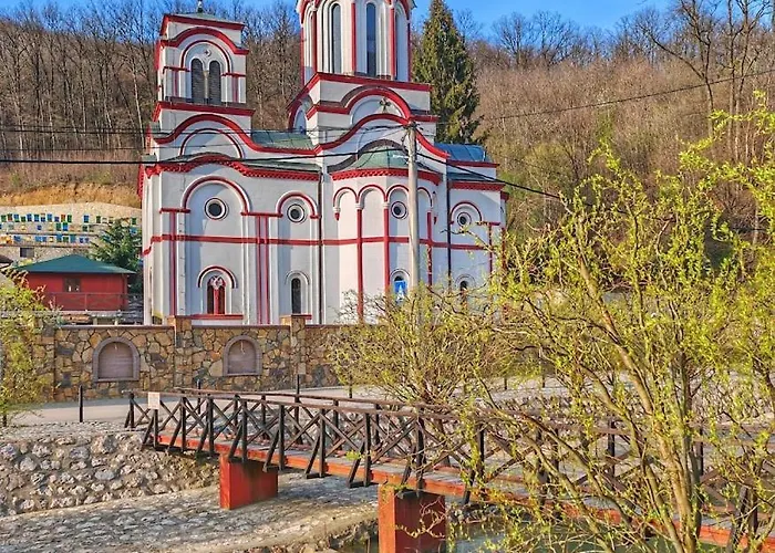 شقة Djuric جولوباك