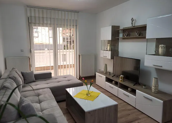 Djuric شقة جولوباك